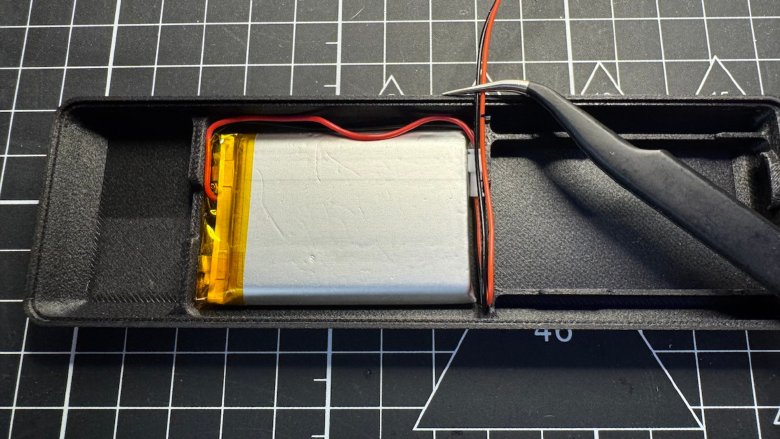 Battery placement and cable organize