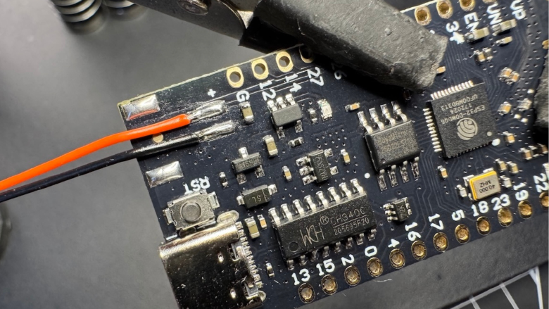 Soldered battery wires