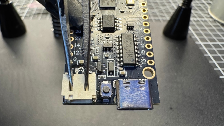 JST connector removal process